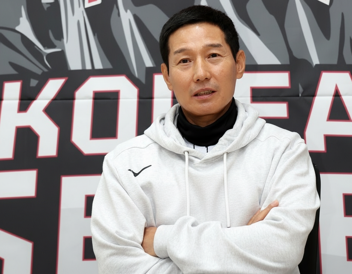 LG 염경엽 "유영찬 괜찮다, 오스틴 타순 조정"